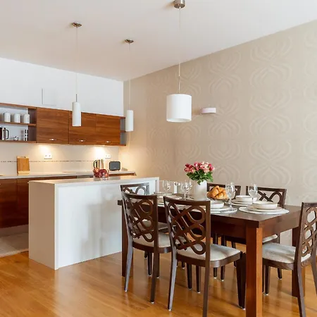 Big Prestige - 6 Min Main Square * Cracóvia