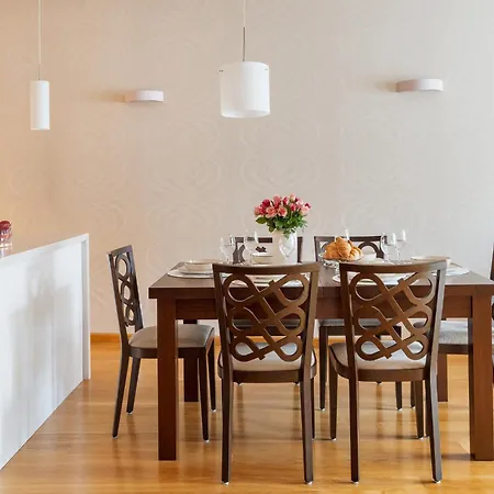 Big Prestige - 6 Min Main Square Kraków