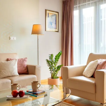 Apartamento Big Prestige - 6 Min Main Square